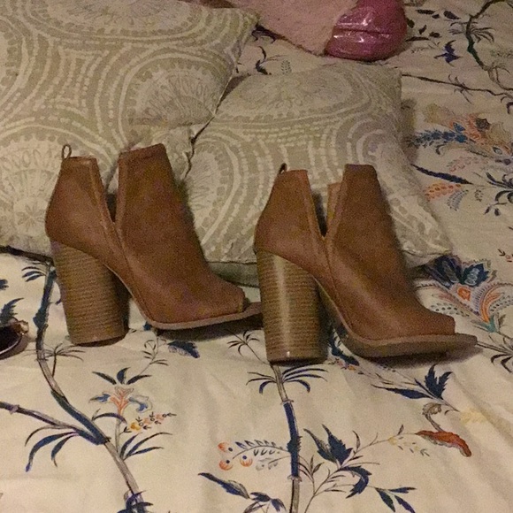 Shoes - Charlotte rouse. Brand new !!